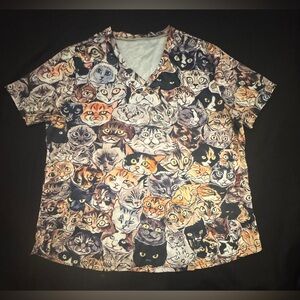 Gorgeous Cats Scrub Top. Cute and Funny. Very Stretchy. Great colors. 2X